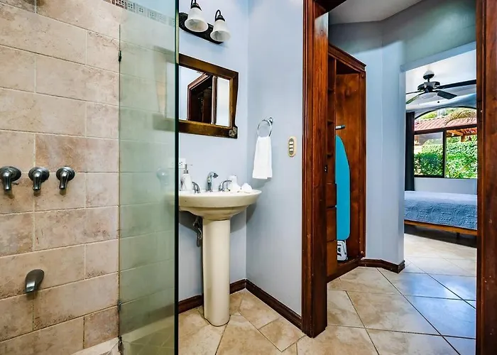Pool & Ac Close To With Free Bikes! 4* Tamarindo